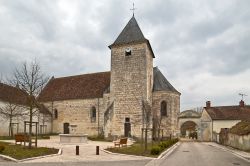L'église Saint-Martin, à Mareuil-sur-Cher (CC BY 2.0, Daniel Jolivet)