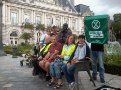 Rassemblement devant la mairie de Tours le 7 septembre 2019